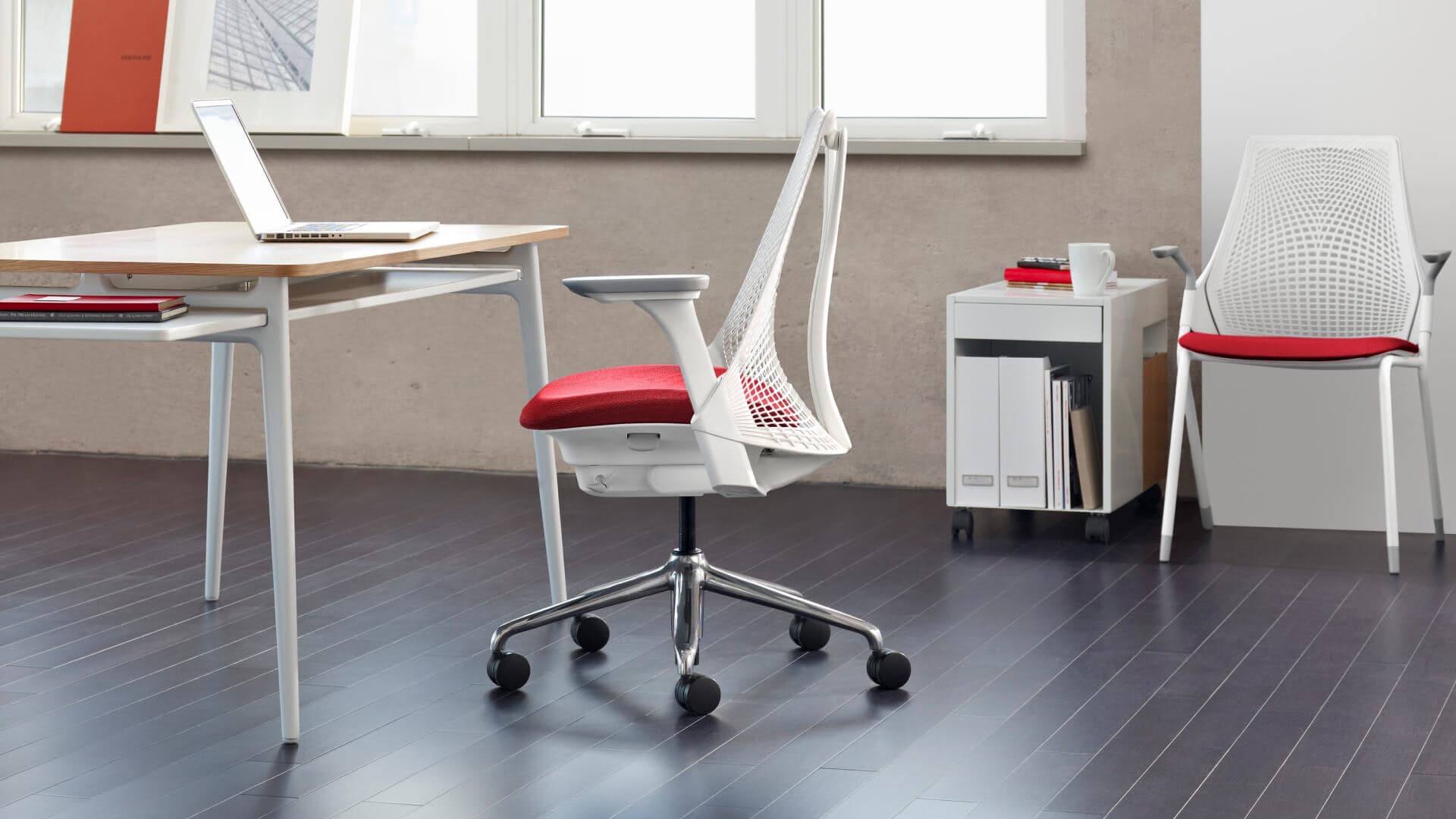 Обзор на Herman Miller Sayl